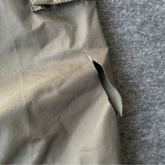 Men's green Cargo nylon Pants - Picture 7 of 9